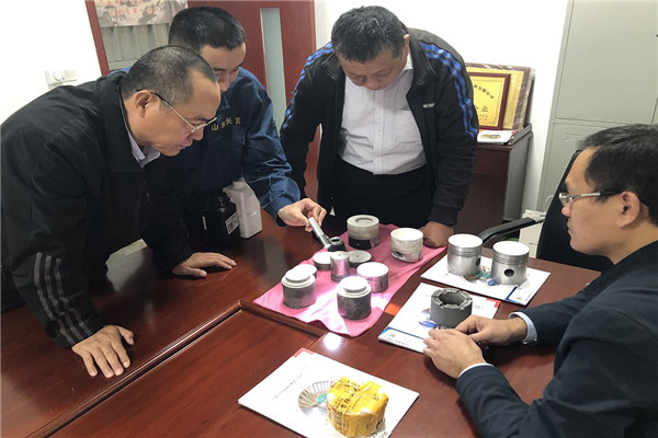 濮陽石油分公司金屬表麵耐酸蝕處理開展專項研討