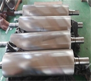 一批酒精廠用磨輥到廠待噴塗