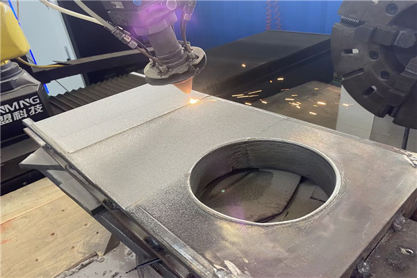 山東某公司輥表麵激光熔覆修複 山東某公司輥表麵激光熔覆修複